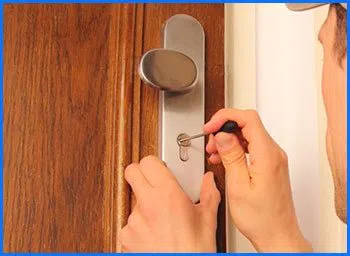 Seattle Lock & Locksmith Seattle, WA 206-801-9755 - 10-lock-change-commercial